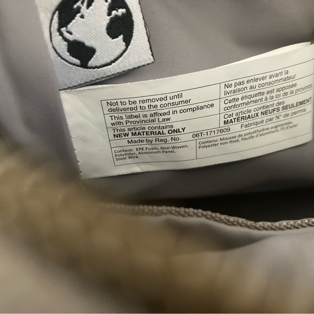 MAGELLAN’S RFID EMBROIDERED CROSSBODY BAG - Picture 9 of 15